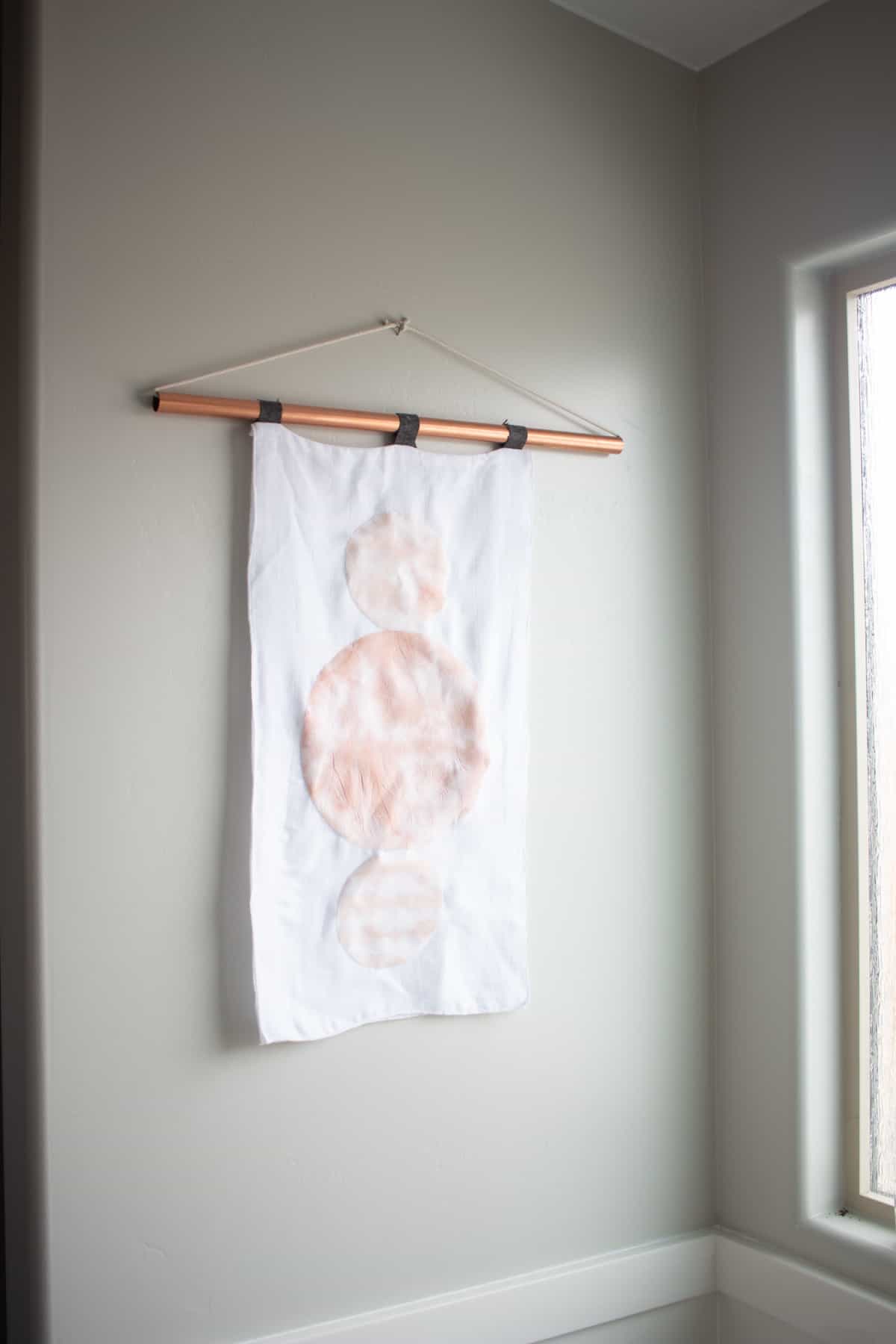 I made this wall hanging with my Cricut Rotary Blade and YOU can too! I also used touches of my natural dye and a minimalist design.