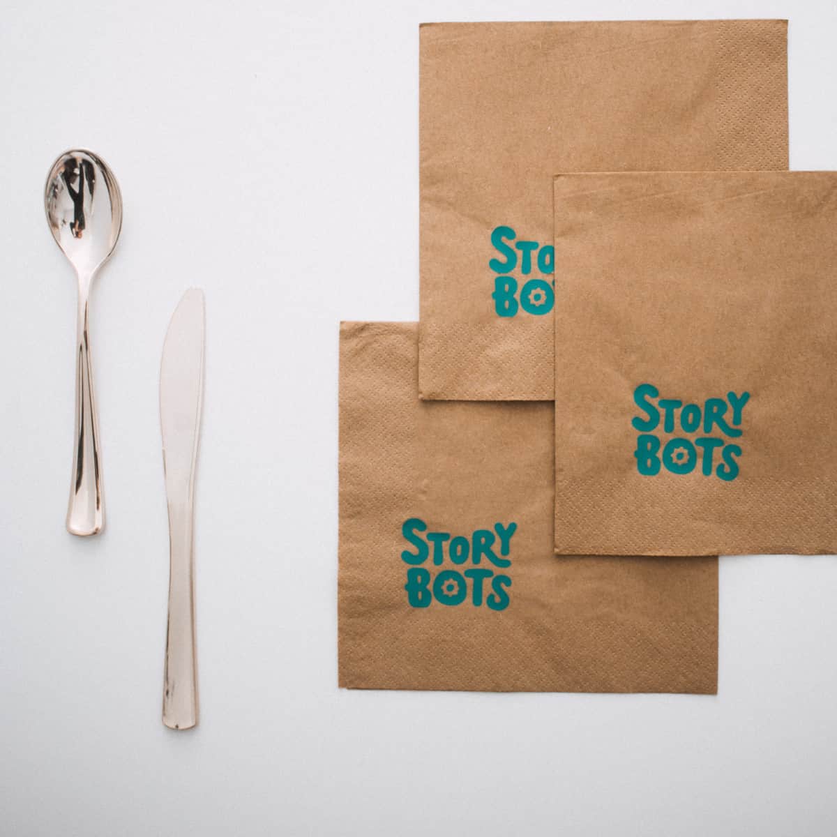 Learn how to make custom napkins for a StoryBots party! Whether you're having this theme of party or something else this is a simple process.
