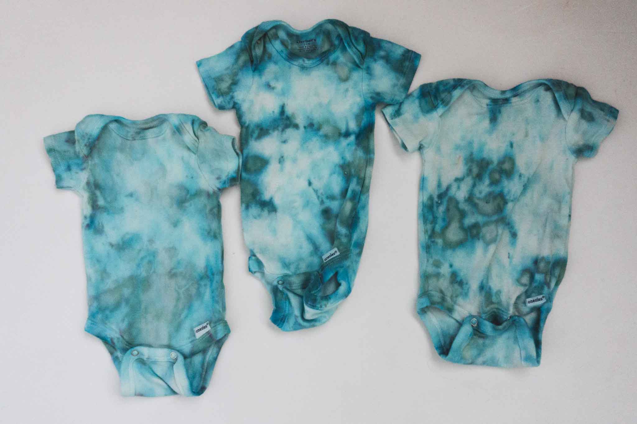 How to Ice Dye (With 3 Different Kinds of Ice!)