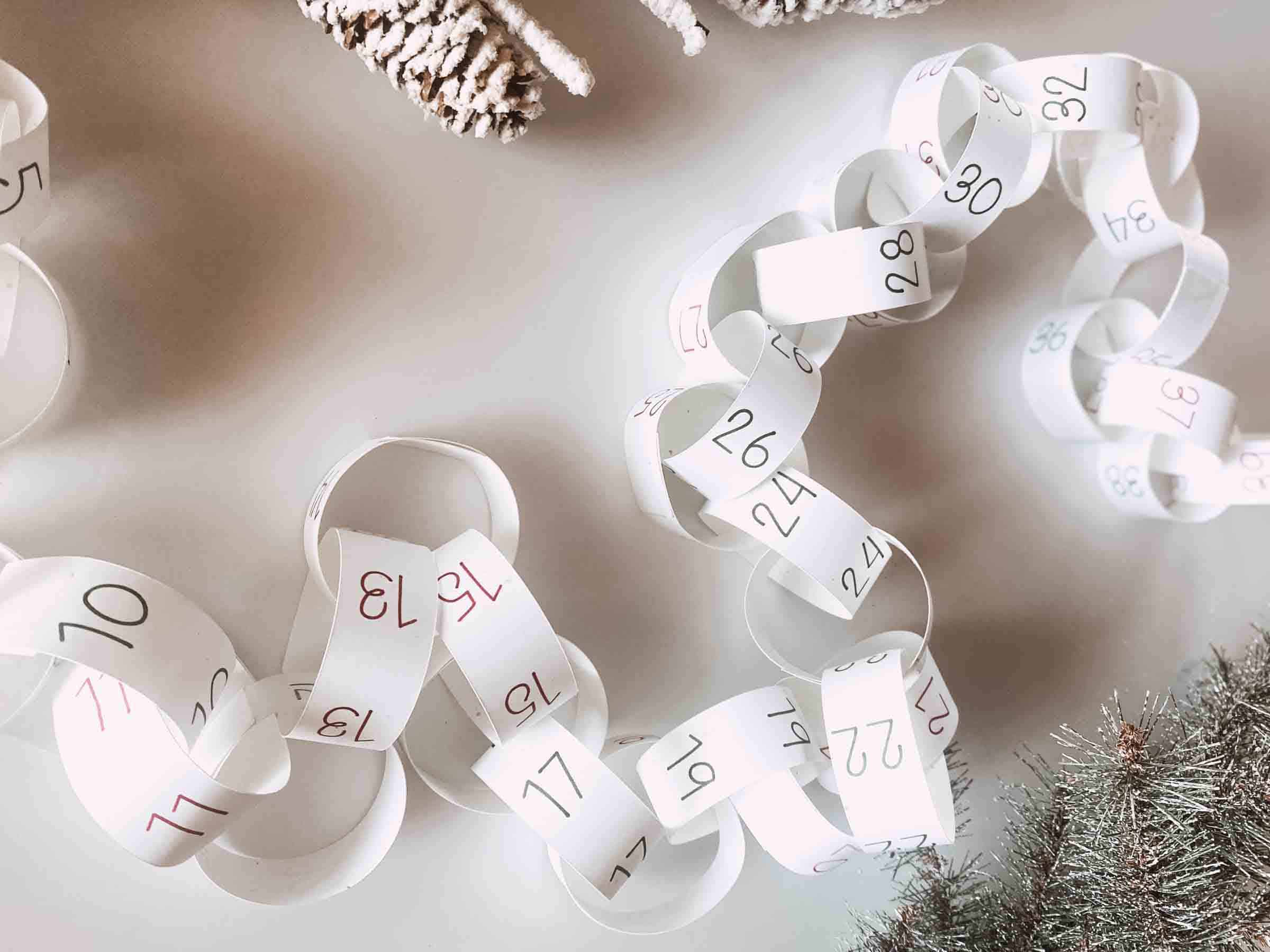 Paper Chain Countdown for Any Occasion