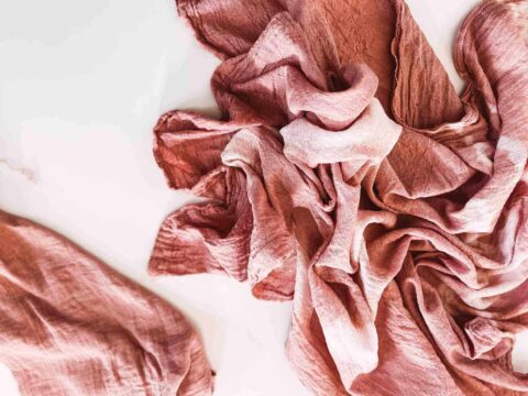 If you're looking for a beautiful red natural dye, look no further than quebracho! This gave the most beautiful hue and was a simple process.