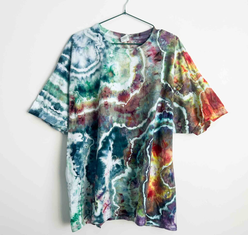 Front of geode ice dye shirt showing split patterns from the best tie dye colors