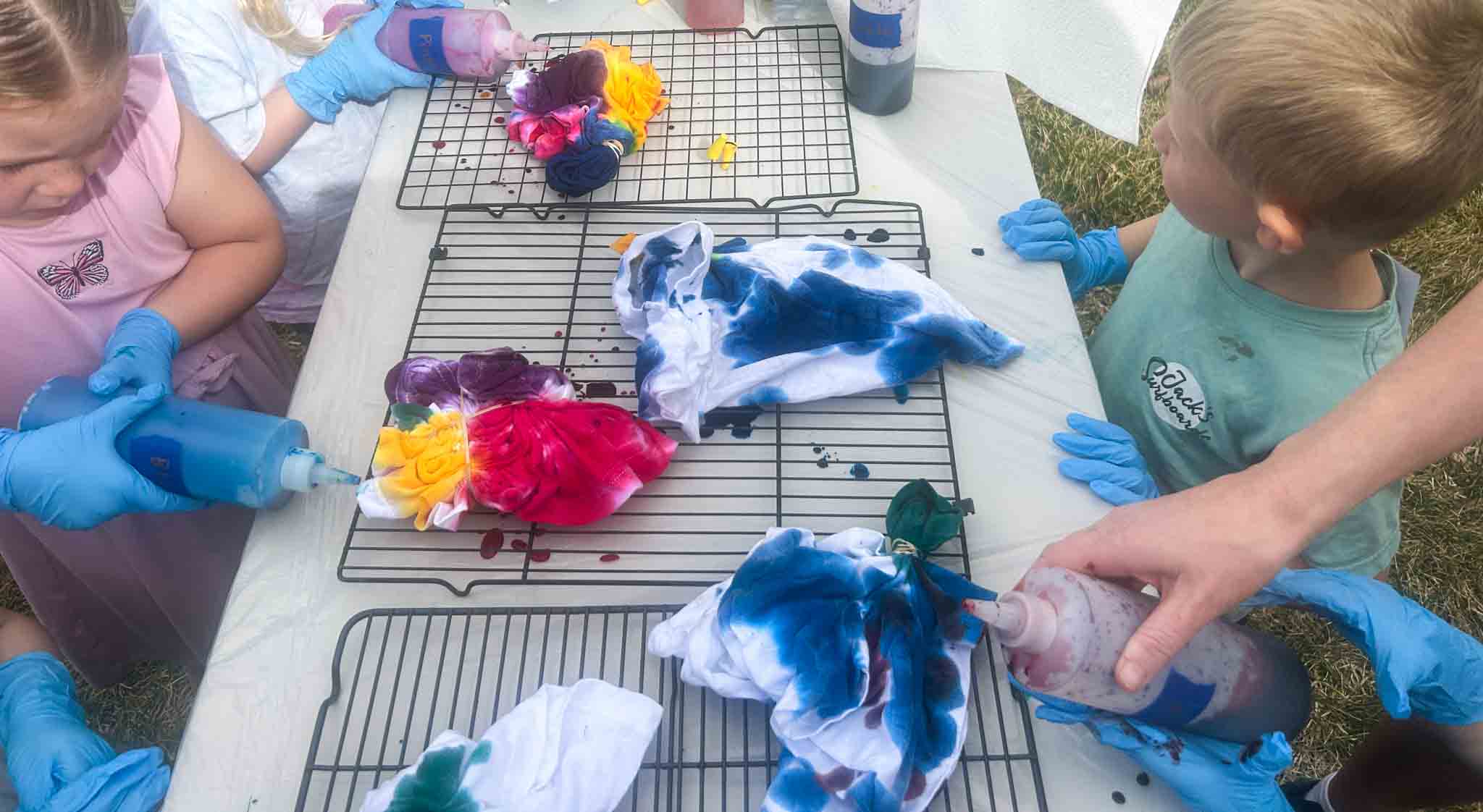 How to Host a Tie Dye Party: The Ultimate Step-by-Step Guide (Plus Free Printable Checklist)